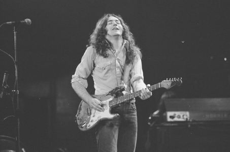 Rory Gallagher c1977 Manchester by Steve Smith (8)