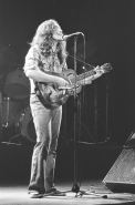 Rory Gallagher c1979 Manchester by Steve Smith (12)