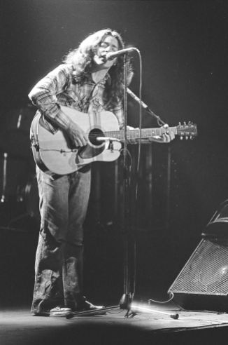 Rory Gallagher c1979 Manchester by Steve Smith (17)