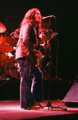 Rory Gallagher c1979 Manchester by Steve Smith (23)