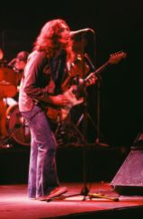 Rory Gallagher c1979 Manchester by Steve Smith (24)