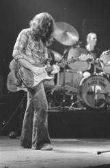 Rory Gallagher c1979 Manchester by Steve Smith (4)