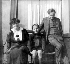 1920 Tilly, Aloys junior, Aloys Fleischmann